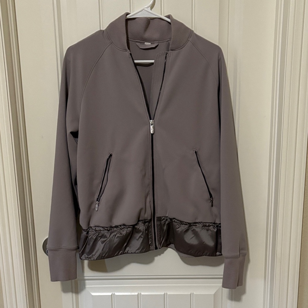 Lululemon‎ Women's Gray/Purple Swept Along Jacket